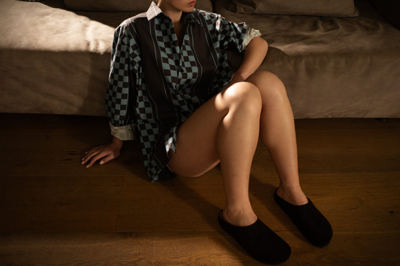 Queens Gambit Shirt - Brown